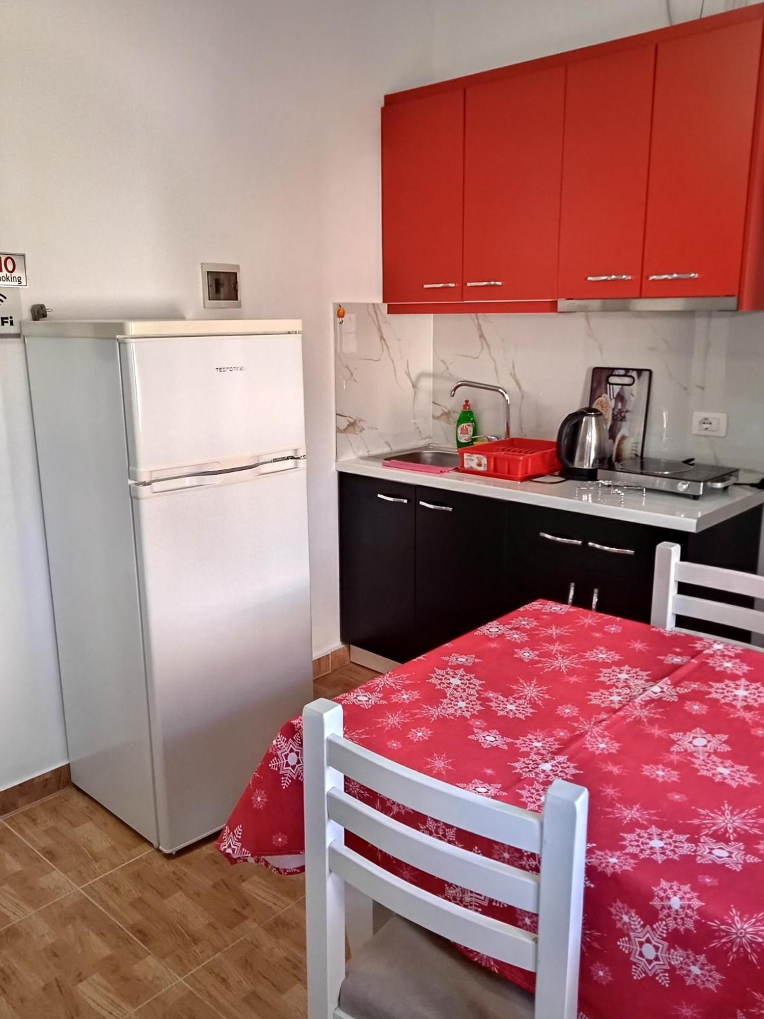 Vila F&M Ксамил Екстериор снимка